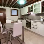Ca'giustinian Apartman
