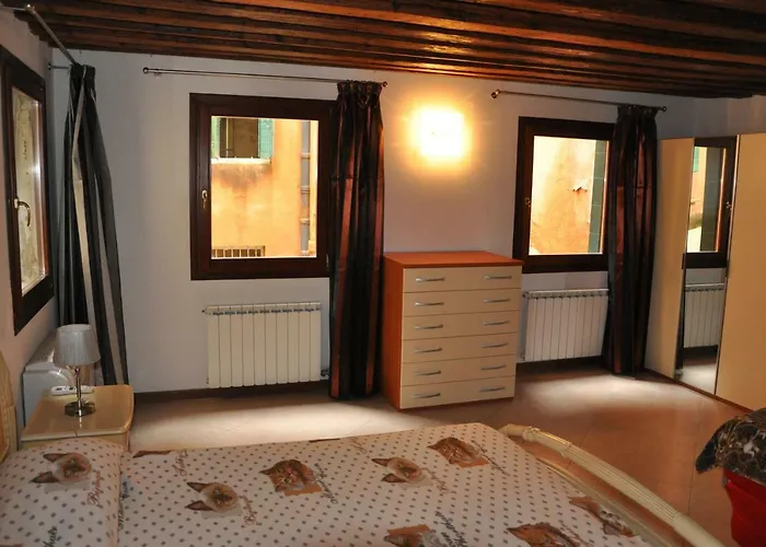 Ca'giustinian * Venice