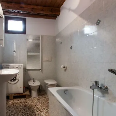 Ca'giustinian Apartment