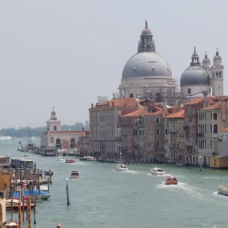 Apartament Ca'giustinian *