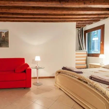Ca'giustinian Appartement *